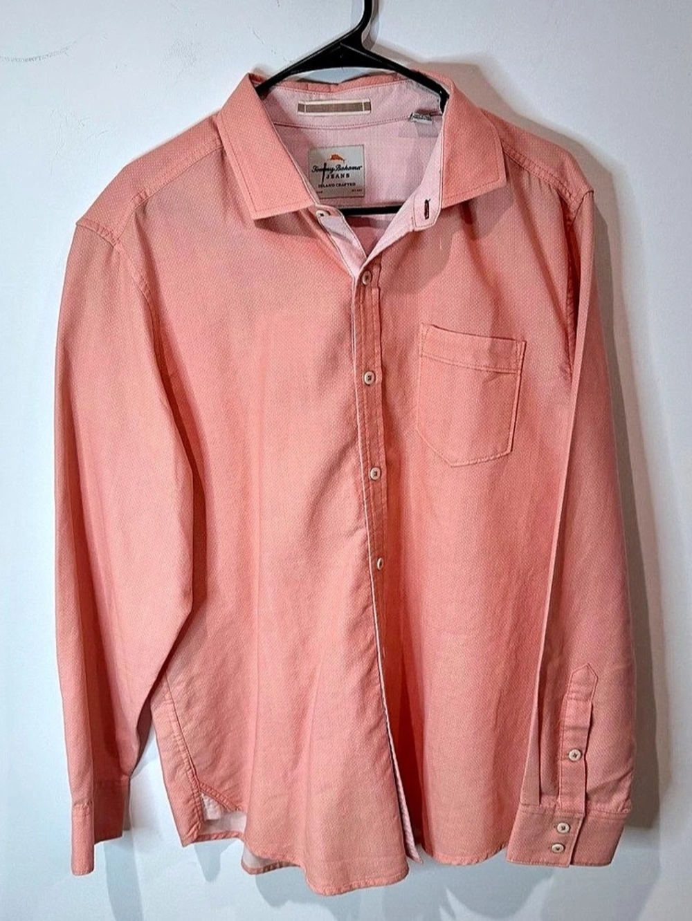 Tommy Bahama Island Modern Fit Men's Cotton Button Down in Coral Size Large